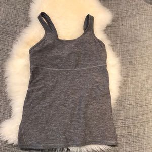 Lululemon built-in bra workout top